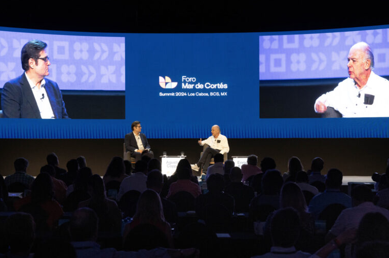 El intelectual mexicano conversa con Agustín Coppel Luken, Presidente Honorario de Foro Mar de Cortés, sobre la relación entre estos dos países vecinos